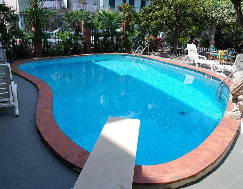 Hotel Splendid Mare Laigueglia Εξωτερικό φωτογραφία